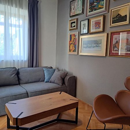 Apartments4You Supetar-The Best And Most Popular Apartments For Discovering The Island - Free Parking - 200 Meters From The Beach الغرفة الصورة