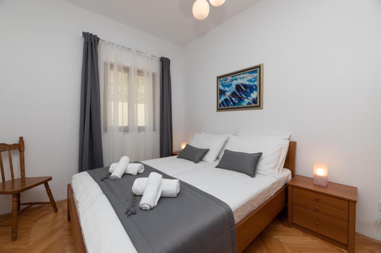 Apartments4You Supetar-The Best And Most Popular Apartments For Discovering The Island - Free Parking - 200 Meters From The Beach المظهر الخارجي الصورة
